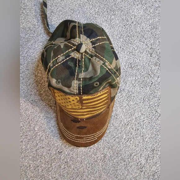 Kbethos Vintage Camo American Flag Distressed Women's Baseball Style Hat - Picture 2 of 5